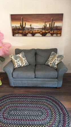 La-z-boy couch sofa super comfortable blue comes with pillows
