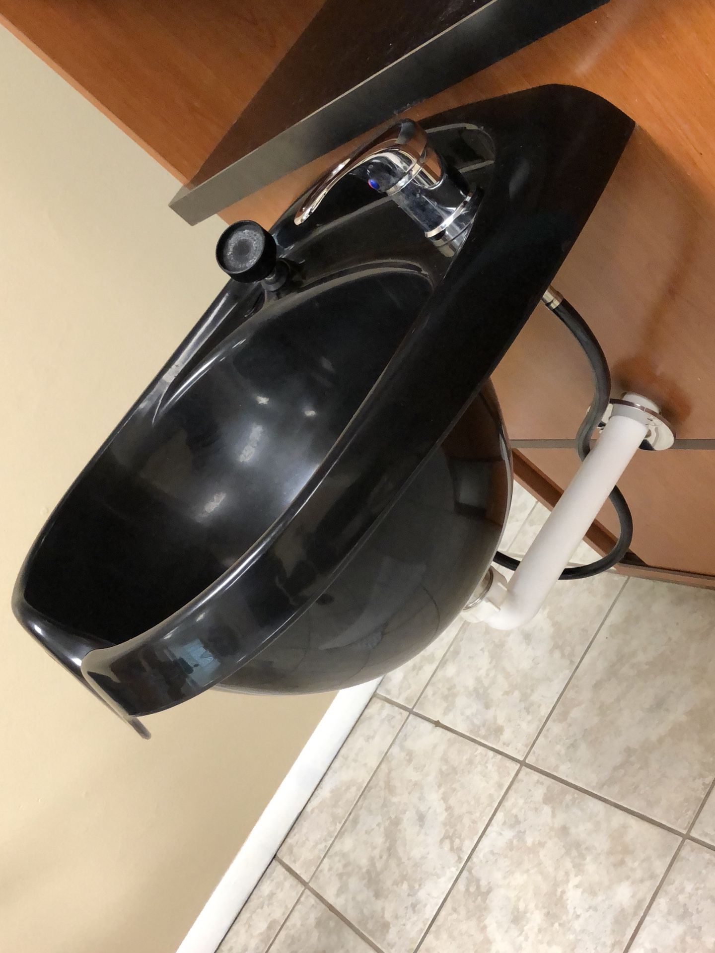 PureSana Plastic Oval Shampoo Bowl