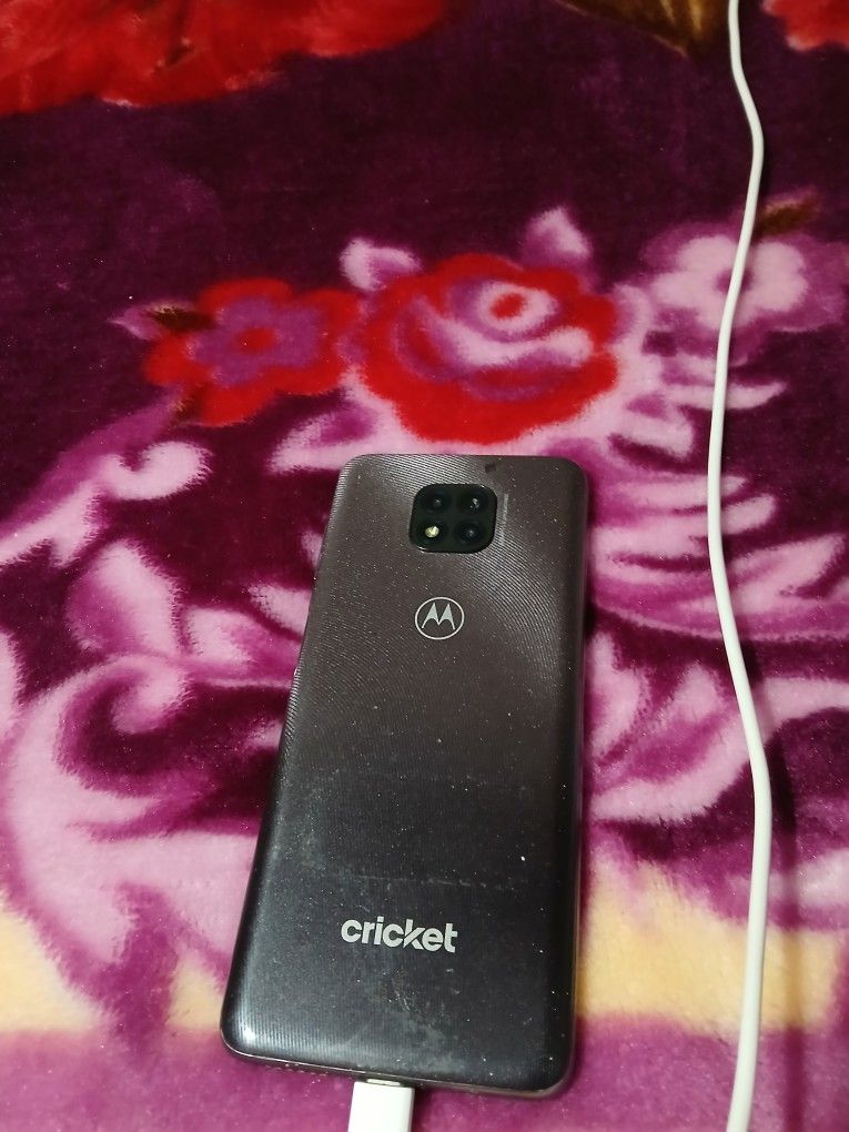 Selling Motorola Android 
