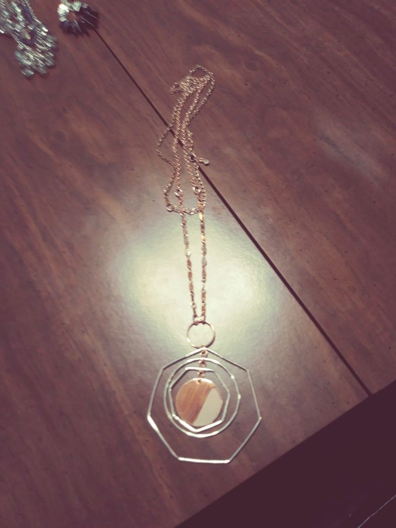 Long fashion necklace