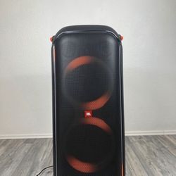 JBL PartyBox 710  Bluetooth Party Speaker