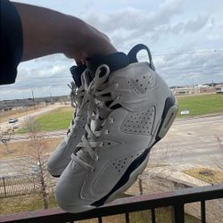 Jordan 6 Retro Midnight Navy Size 8 Mens