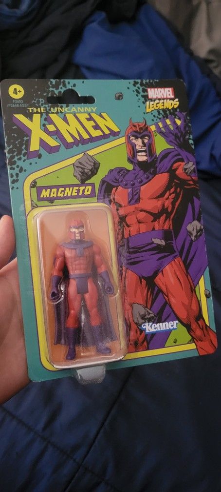 Marvel Legends Kenner 3.5 Figure Magneto