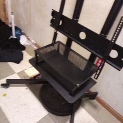 Tv Desk Or Computer Desk, Lifts Screen.