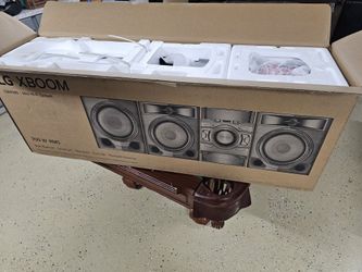 LG XBoom Bluetooth Shelf System