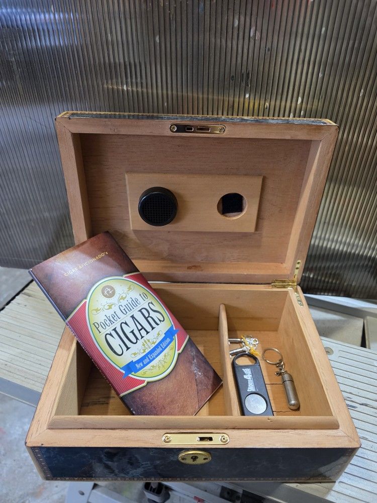 Cigar Humidor and Accessories