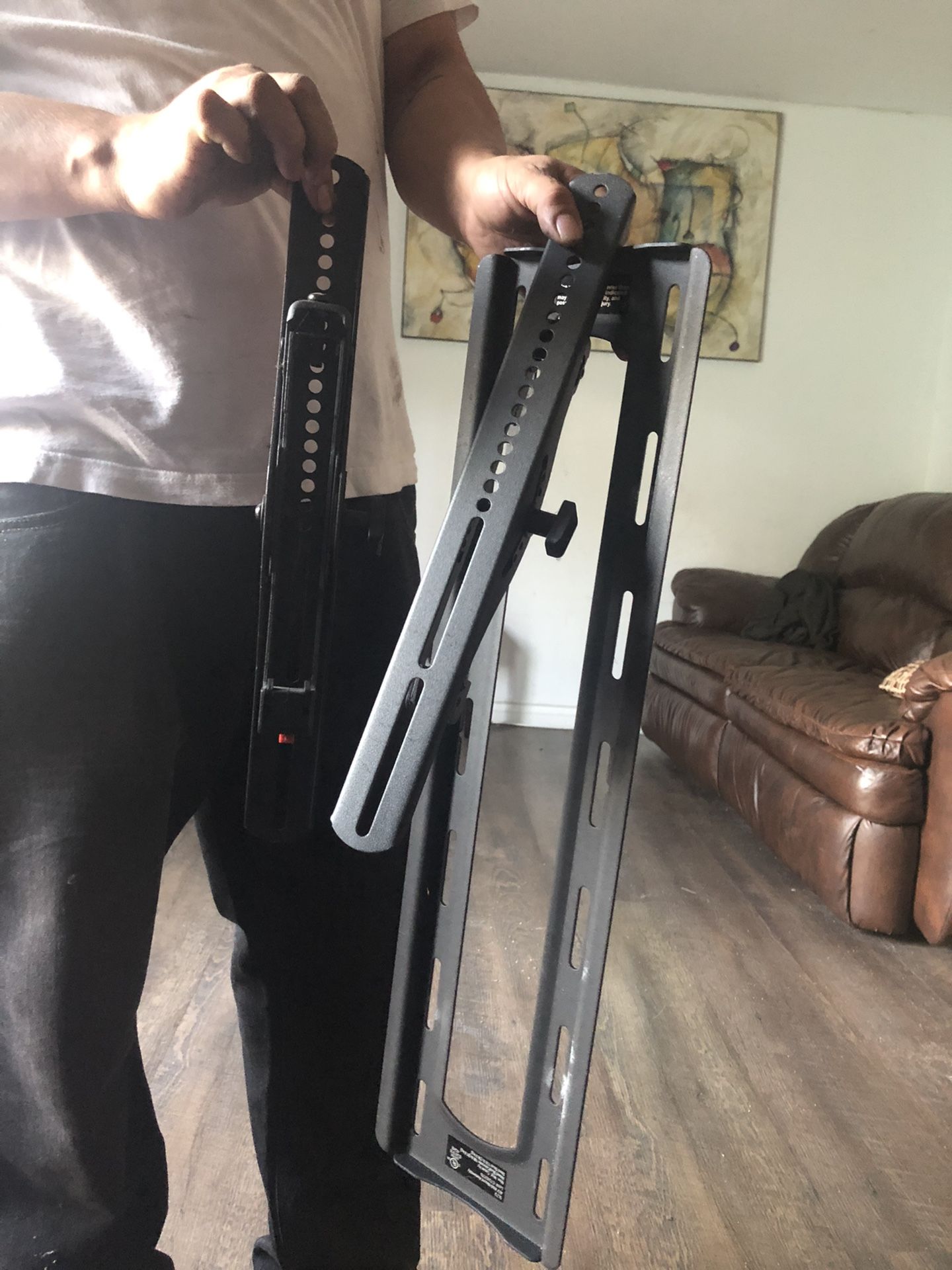 Tv wall mount