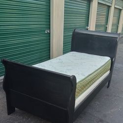 TWIN BED FRAME WITH BOX AND MATTRESS