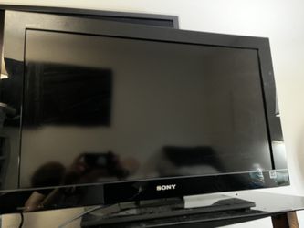 Sony Bravia 32 In With Stand KDL-bx300