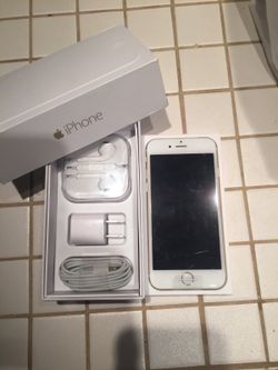 iPhone 6 unlocked brand New gold
