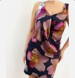 Brand New Woman’s Rachel Roy brand Purple Floral Silk Cocktail Dress Up For Sale