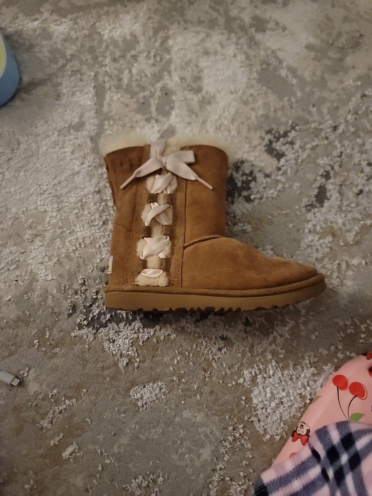 Ugg Size 1