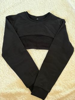 Black Cropped Long Sleeve Sweatshirt