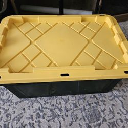 Greenmade 27-Gallon Storage Bin with Yellow Lid – Like New