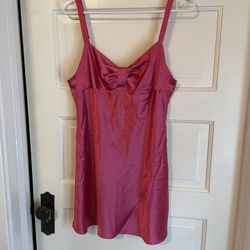 victoria’s secret satin nightgown pink - medium