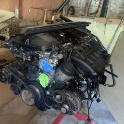 BMW M54B25 Motor And Stand $200 - For Everything