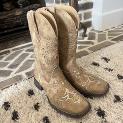 Women’s Ropers Boots
