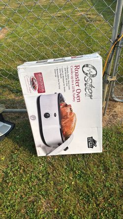 Roaster oven cooks up to 22lb. Turkey