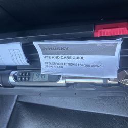 Husky 3/8 IN. drive electronic torque wrench