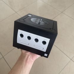 Game Cube with controllers