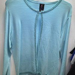 Women’s sweater size one X like new
