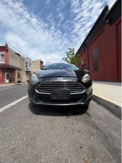2015 ford fiesta se