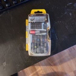 Brand New 13 Impact Driver Bit Set