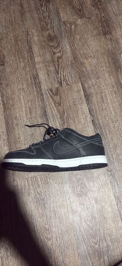Nike dunk low off noir-summit white size 12