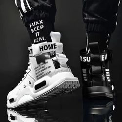 Air Force One mid-top basketball shoes