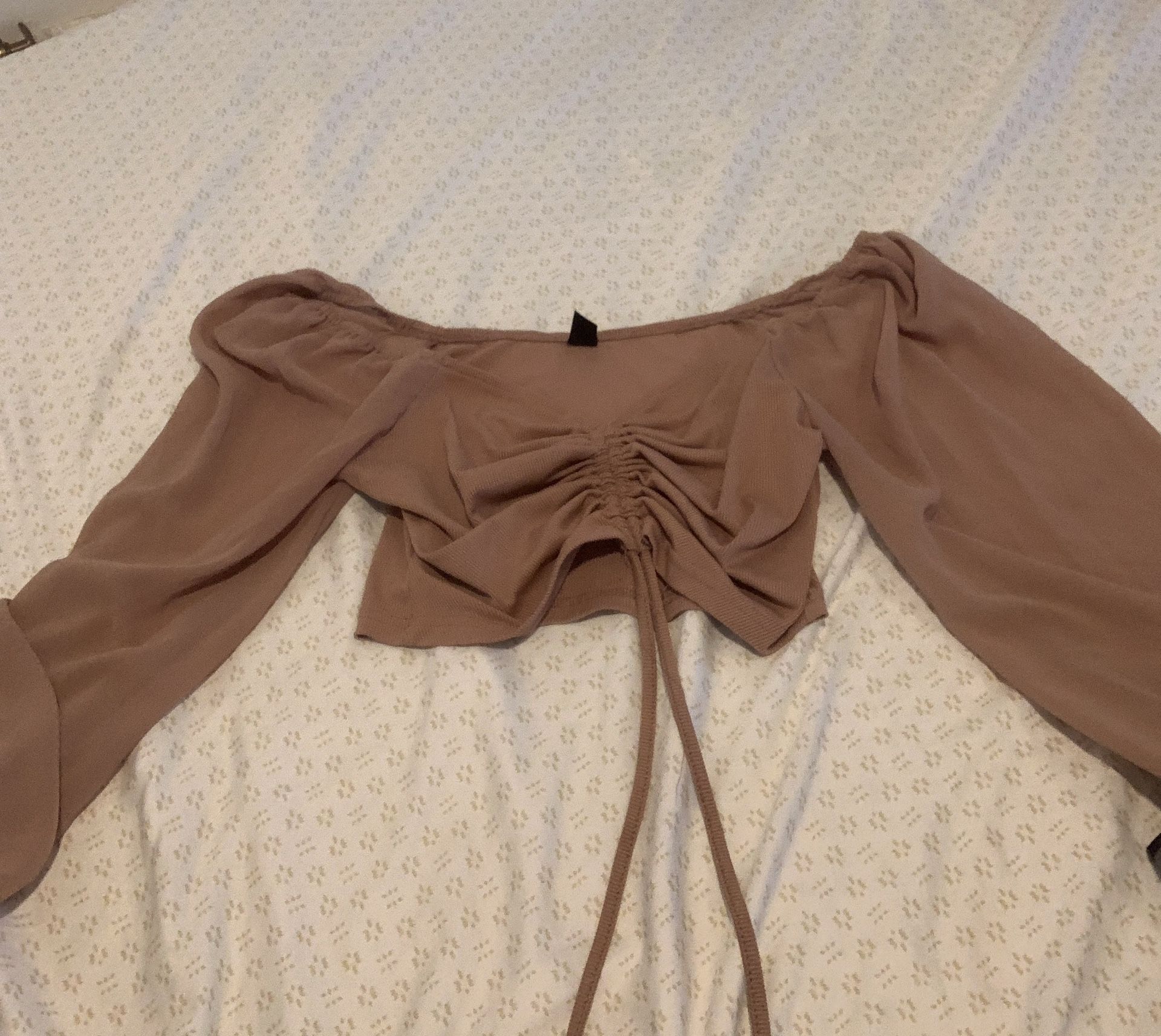 cute top 🫶