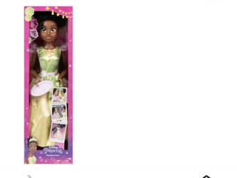 Disney Princess 32 inch Playdate Tiana Fashion Doll with Sharable Accessories