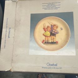 1985 Goebel Anniversary Plate