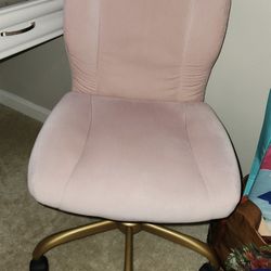 Pink Velvet Desk Chair 