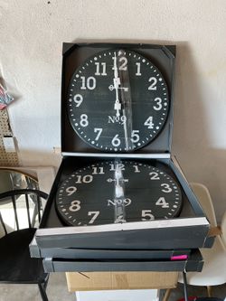 Wood Clock 26 Inches 