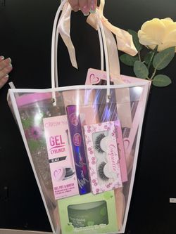 Mothers Day Cute Makeup Gift 