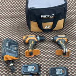 Ridgid Impact Driver / Drill 2 Batteries 