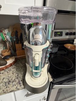 Margaritaville Drink Machine