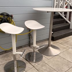 Mesa y bar chair