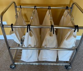 Heavy-duty 4 compartment rolling laundry sorter