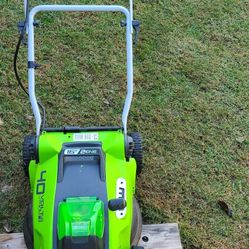 Greenworks Bettery Packed Lawn Mower - Like New