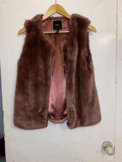 Forever 21 Mauve Faux Fur Vest (size Medium)