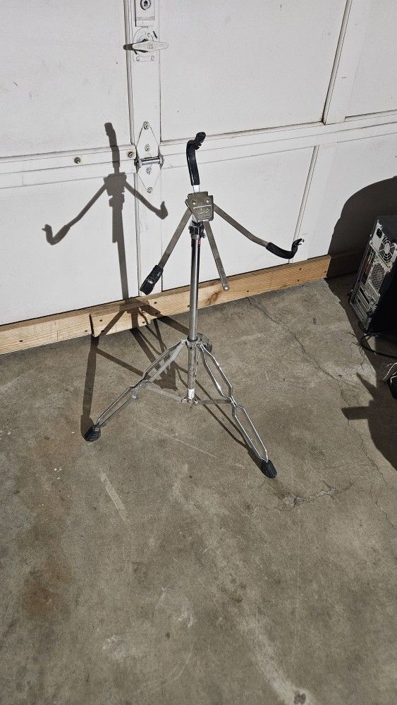 Vintage Ludwig CHICAGO Snare Drum Stand Adjustable Chrome Tripod