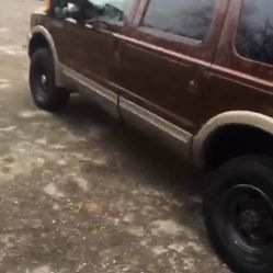 2000 Ford Excursion