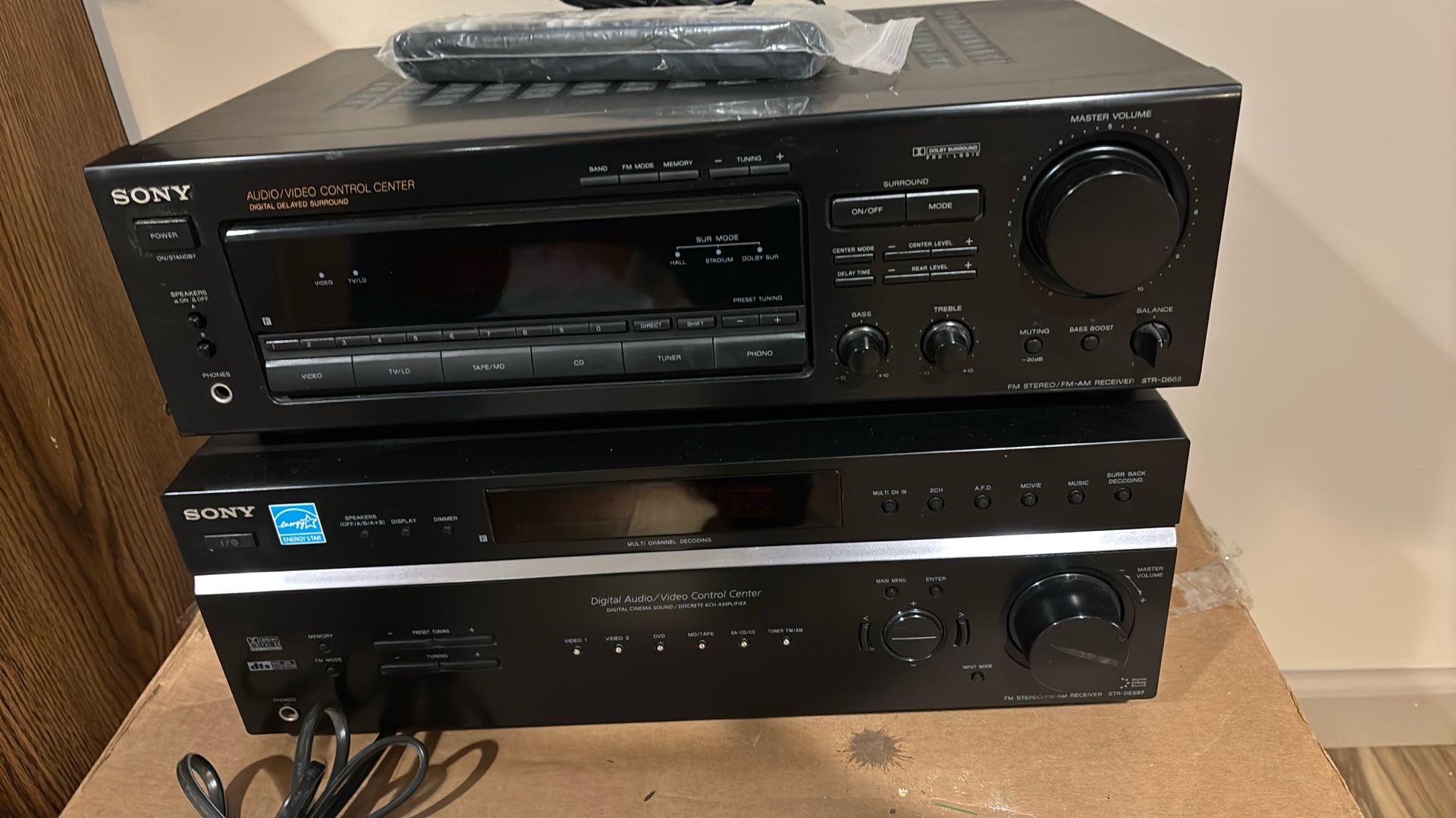 Sony AMFM receiver and surround sound