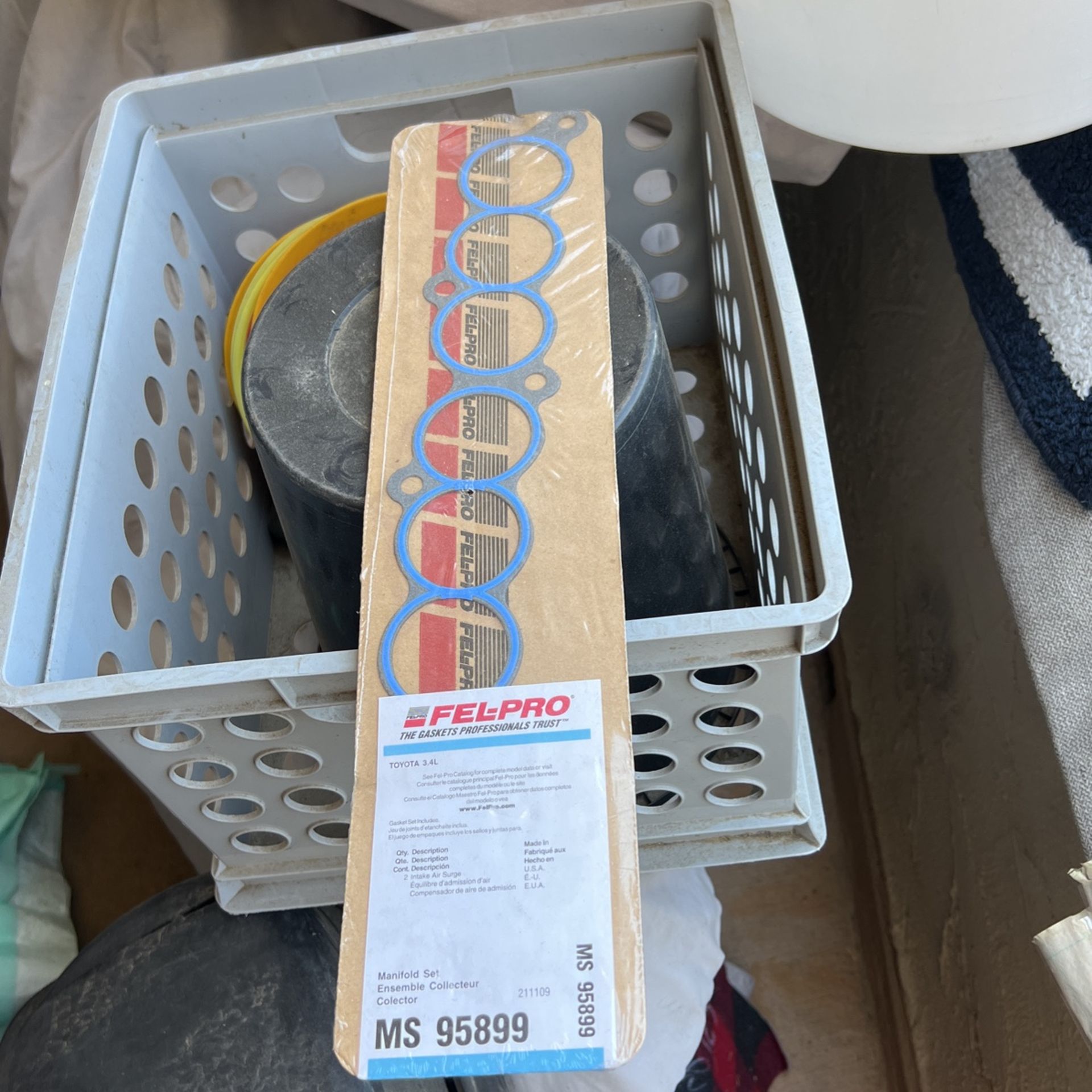 Toyota 3.4L Manifold Gasket