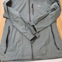L.L. Bean Men’s Waterproof Shell Jacket (XL) – Excellent Condition