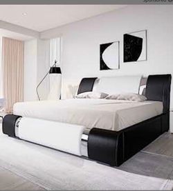 Queen size bed frame + mattress