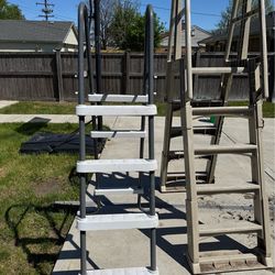 Pool Ladders