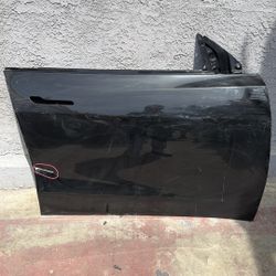 Tesla Model Y Right Front RH Passenger Side Door 2020 2021 2022 2023 2024 2025 