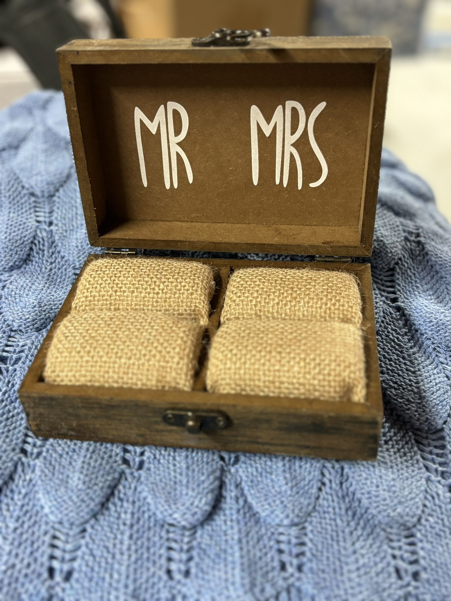 Mrs & Mr Wedding Ring Box